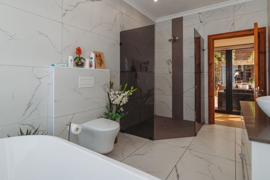 3 Bedroom Property for Sale in Langvlei Dunes Western Cape